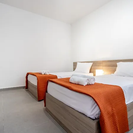 Appartement Rc Collection - Ares